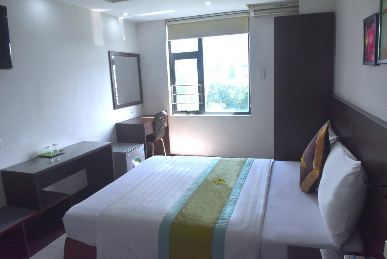 Sao Hotel Nguyen Ngoc Vu Hanoï Extérieur photo